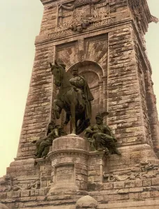 Historic German Landmarks Drucke: The Kyffhaeuser Monument in Thuringia