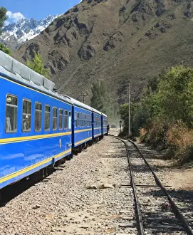 Peru Tourist Attractions Drucke: Machu Picchu train