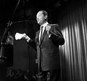 Classic Entertainment Photos Drucke: Billy Eckstine Performing