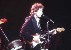 Electric Guitar Performance Drucke: Bob Dylan Performs