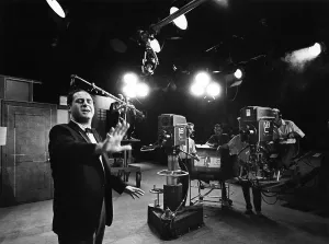 Vintage TV Hosts Drucke: As Caesar Sees It