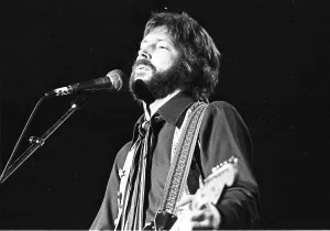 Classic Rock Musician Drucke: Clapton Performs