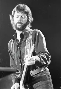 Classic Rock Musician Drucke: Clapton Performs