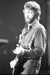 Eric Clapton Live Performance Drucke: Clapton Performs