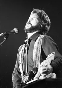 Vintage Guitar Player Drucke: Clapton Performs