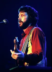 Eric Clapton Live Performance Drucke: Clapton Performs