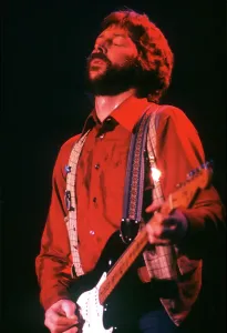 Classic Rock Musician Drucke: Clapton Performs