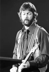Eric Clapton Live Performance Drucke: Clapton Performs