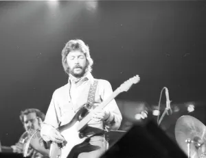 Eric Clapton Live Performance Drucke: Clapton Performs