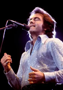 Singer Songwriter Images Drucke: Diamond Stud