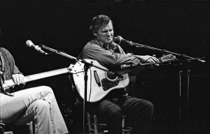 Classic Country Artists Drucke: Doc Watson Performing