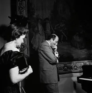 Fine Art Black And White Images Drucke: Karsh And Eileen Joyce