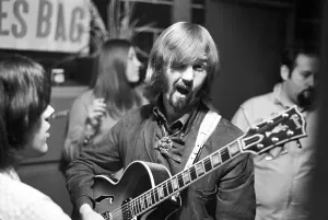 Music Photography Archives Drucke: Moby Grape Backstage