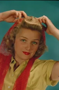 Vintage Model Posing Drucke: MODEL POSING IN 1938