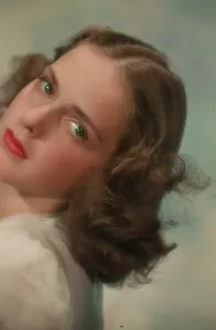 Retro Model Poses Drucke: MODEL POSING IN 1938
