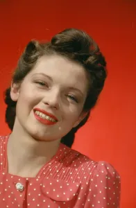 Retro Model Photography Drucke: MODEL POSING IN 1938