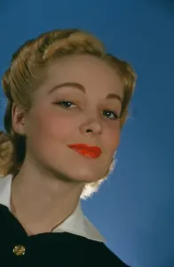 Fashion Models Of The Past Drucke: MODEL POSING IN 1938