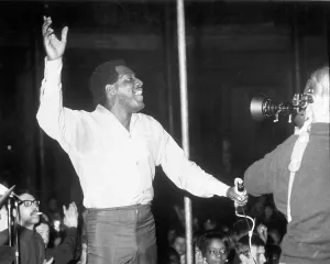 Otis Redding singt.