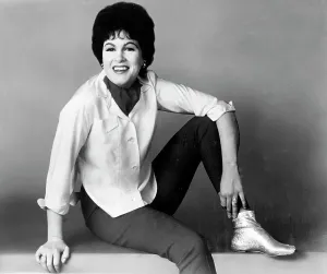 Retro Pop Culture Pictures Drucke: Patsy Cline Portrait