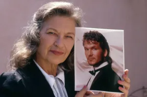Mother Son Bond Images Drucke: Patsy Swayze Portrait