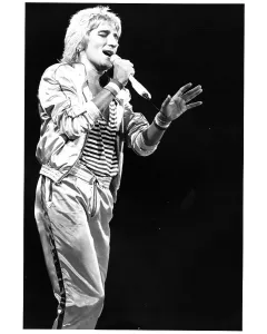 Rod Stewart Concert Drucke: Performing