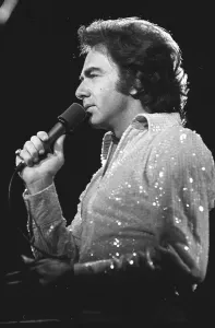 Classic American Entertainment Drucke: Sequined Performer