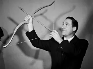 Classic Celebrity Photos Drucke: Sid Caesar Portrait Session