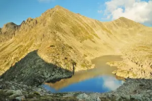 Bulgaria Travel Photography Drucke: Mountain lake