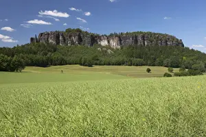 Eroded Mountain Landscapes Drucke: Pfaffenstein low table mountain, Elbe Sandstone Mountains, Saxony, Germany, Europe