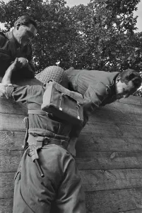 Getty Images Hulton Archive Drucke: Assault Course