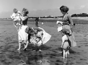 England Beach Scenes Drucke: Beach Combers
