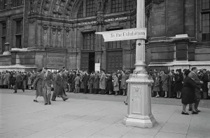 Victoria And Albert Museum London Drucke: Britain Can Make It