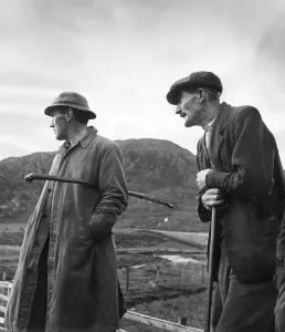 Scotland Highlands Drucke: Two Cattlemen