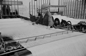Northern Ireland Industry Drucke: Checking Threads