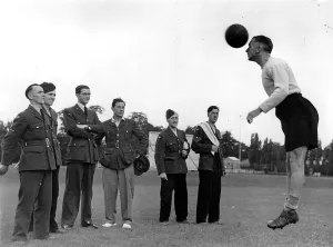 British Football History Drucke: Dan Maskell