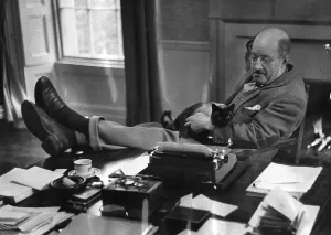 British Author Portrait Drucke: Eric Linklater