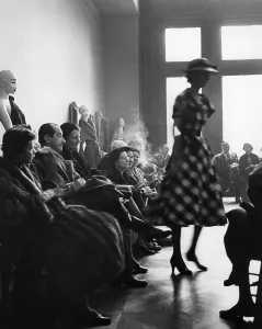French Haute Couture History Drucke: Givenchy Show