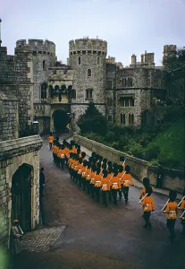 British Military Uniform Drucke: Guards At Windsor