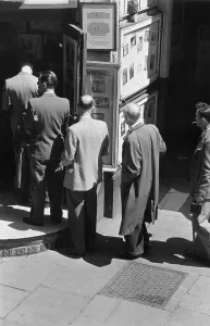 Vintage England Scenes Drucke: Windmill Queue