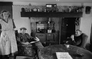 Classic Black And White Photography UK Drucke: Kitchen Comforts