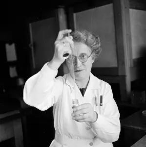 Scotland Photography Drucke: Lab Assistant