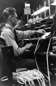 England During WWII Drucke: Teleprinter Operator