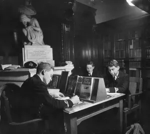 Royal Naval College Drucke: In The Library
