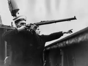 Black And White Naval Images Drucke: Navy Marksman