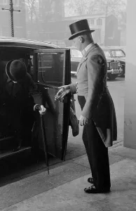 Black And White Portraits England Drucke: Peer And Doorman