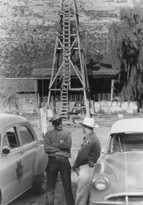 Getty Images Hulton Archive Drucke: After The Raid