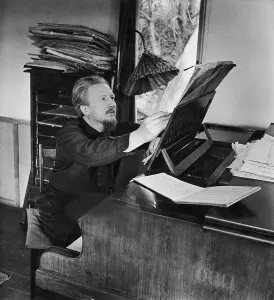 British Composers Drucke: Rubbra Composing