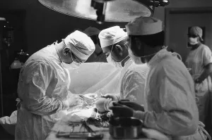 Black And White Medical Images Drucke: Surgery