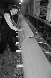 Vintage Rowing Boats Drucke: Taking Shape