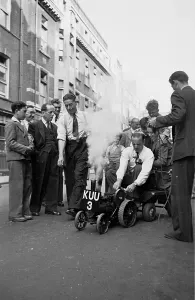 Road Transport History Drucke: Traction Engine